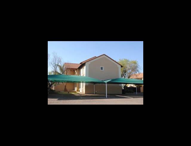 2 BEDROOM PROPERTY TO RENT IN DIE HOEWES